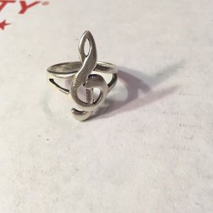 FREE W PURCHASE Silver treble clef music ring